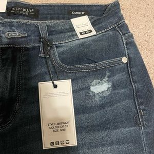 Judy Blues Size 9 Capris